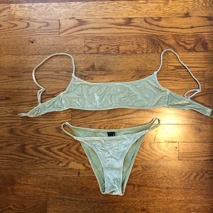 Triangl bikini